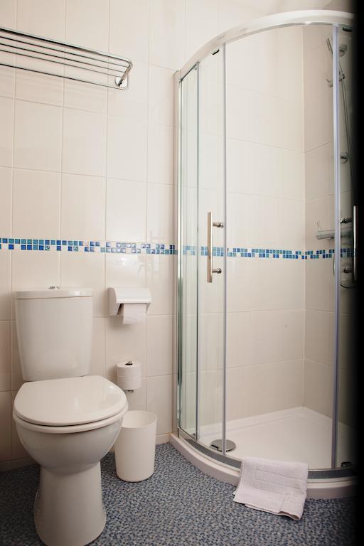 Rother Valley View B&B Sheffield Room photo