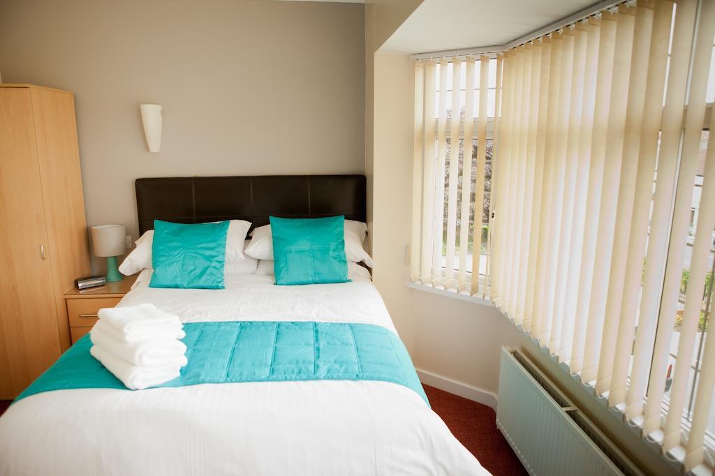 Rother Valley View B&B Sheffield Room photo
