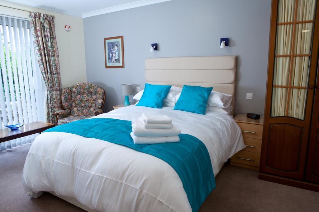 Rother Valley View B&B Sheffield Room photo
