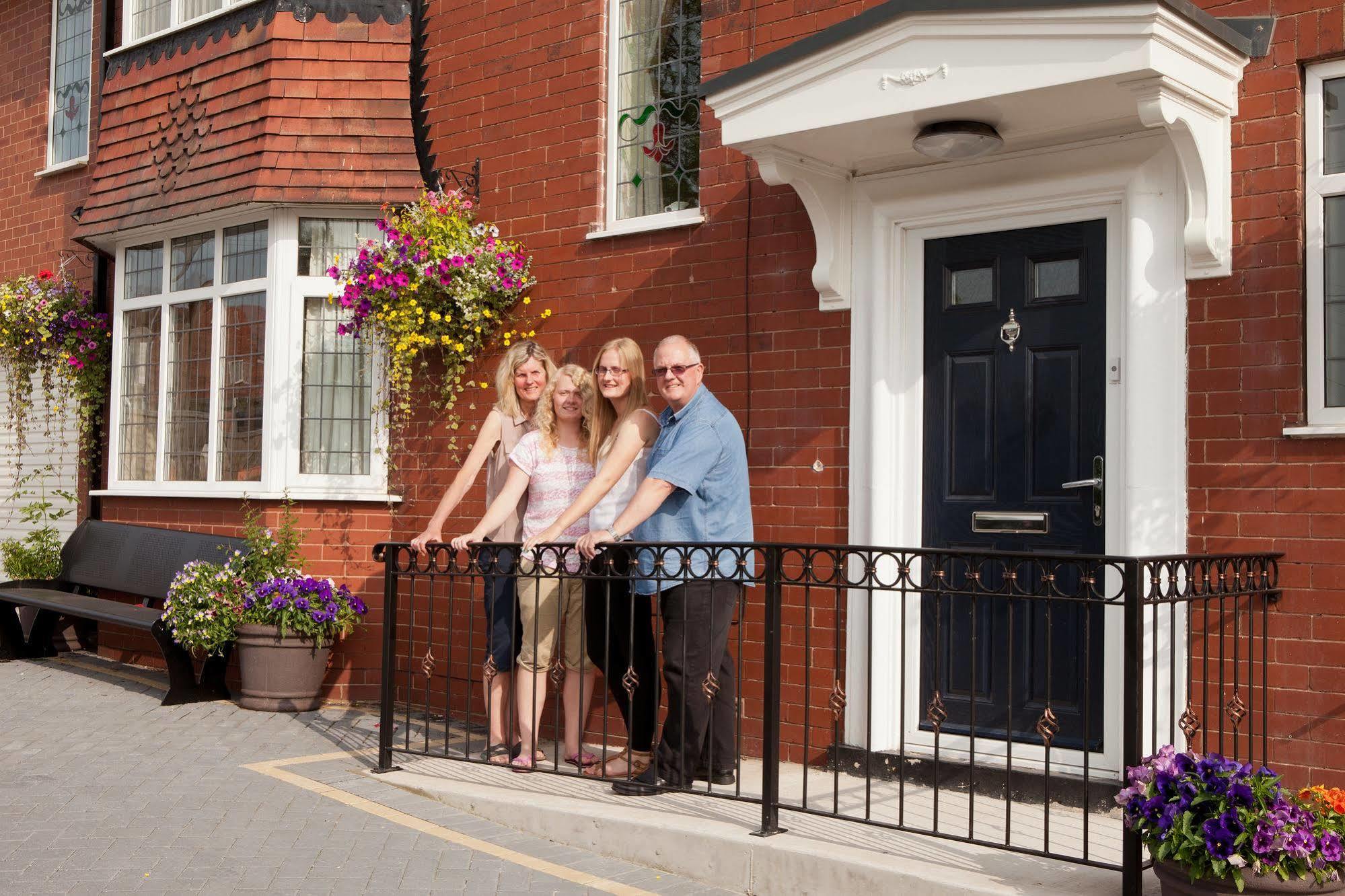Rother Valley View B&B Sheffield Exterior photo